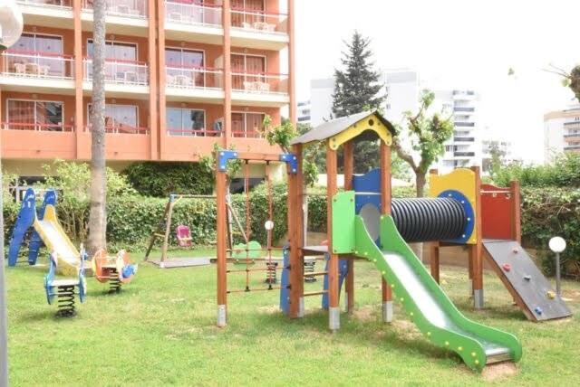 Appart Standing 2 Chambres 2Sdb Clim Piscine Parking Wifi Terrasse 21M2 Local Velo Port-Aventura, Plage, Centre Салоу Екстериор снимка